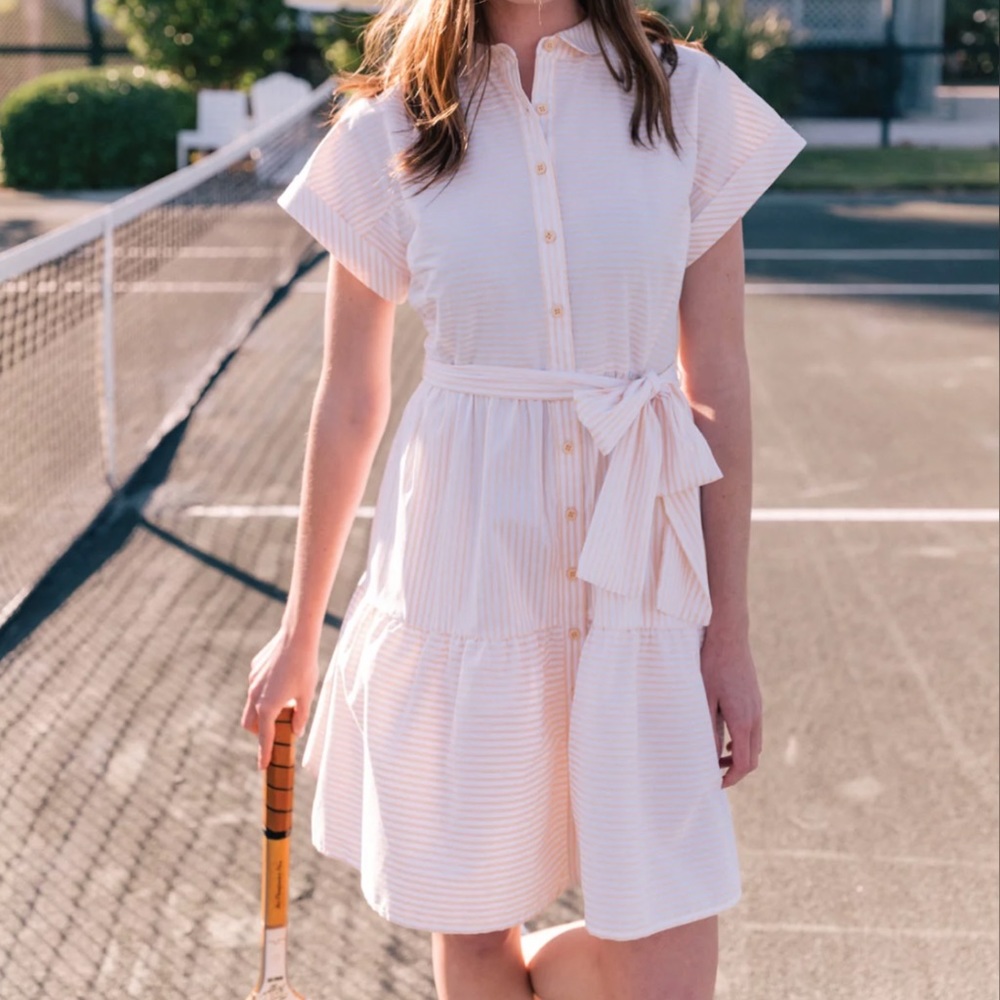 NWT Gal Meets Gal - Amber size 6